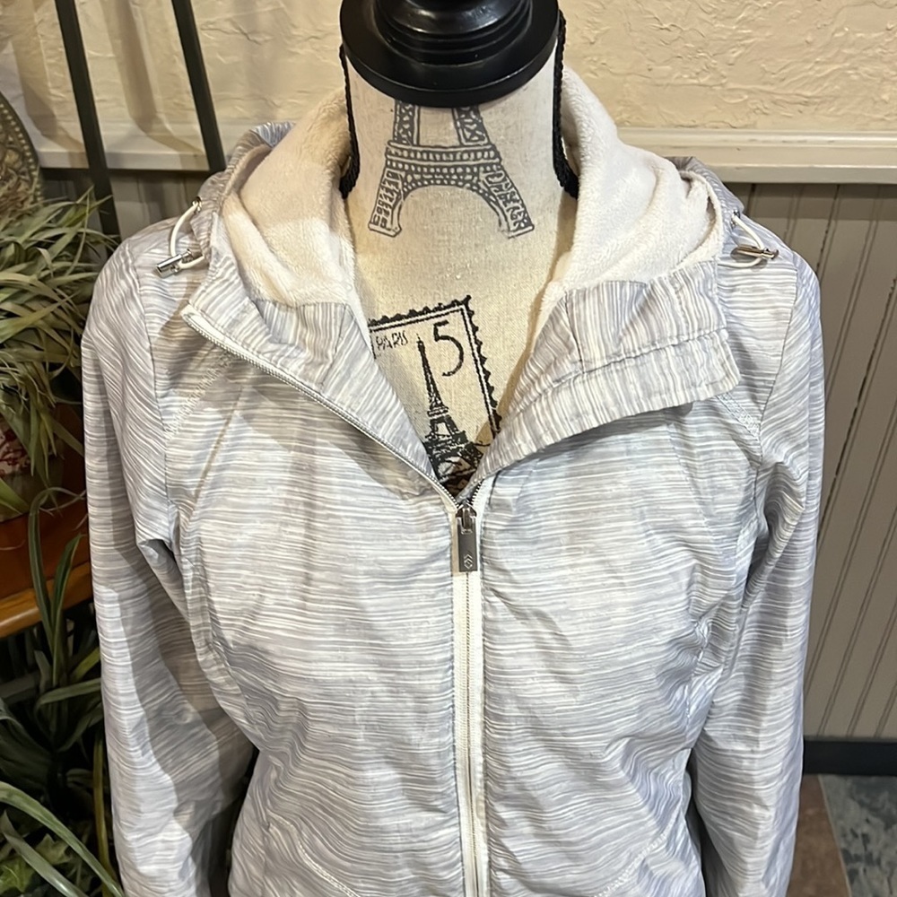 Free Country Jacket - Picture 2 of 7